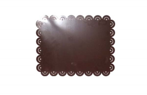 BROWN SCALLOPED MESSAGE BOARD WITH CUT OUTS