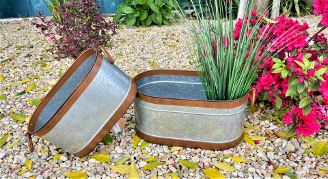 WEATHERED LOOK TWO TONE OVAL PLANTERS SET OF 2