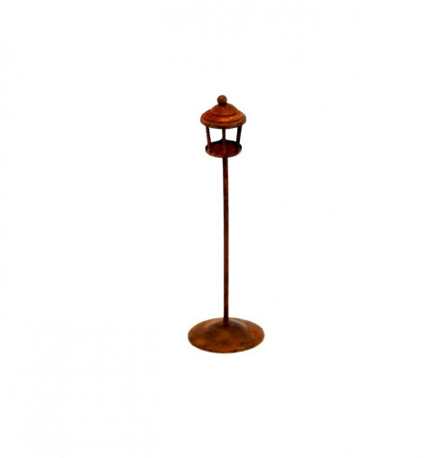 RUSTY MINI LAMP POST