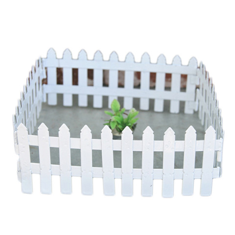 WHITE MINI PICKET FENCE 30"X2.9"