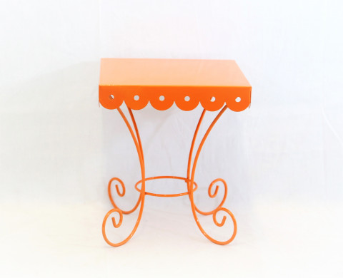 SCALLOPED SMALL ORANGE ENAMEL CAKE STAND 9LX9WX10.5H