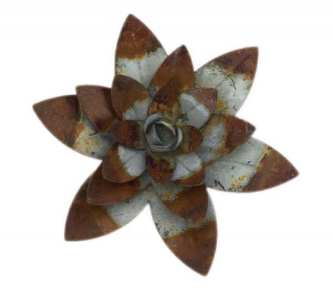 RUSTY ZINCWATER LILY WITH HOOK