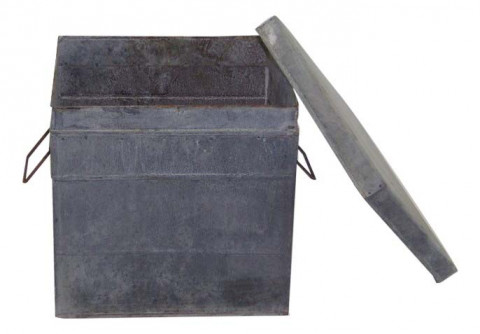 GRAY ZINC RECTANGULAR BOX WITH LID
