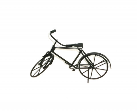 BLACK WIRE BICYCLE WITH KICK STAND