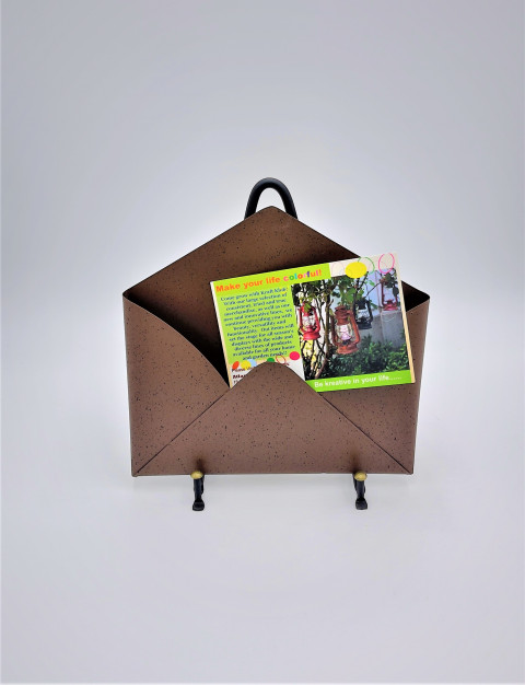 RUSTY BLACK DOTS TIN ENVELOPE