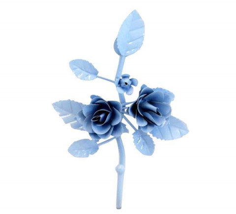 BABY BLUE TIN ROSES HOOK 9"H