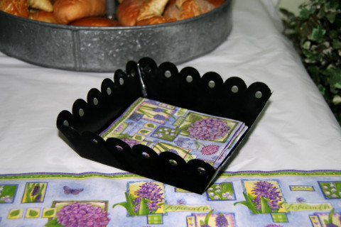 BLACK COCKTAIL NAPKIN HOLDER 6.5"Lx6.5"Wx2"H